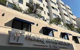 Holiday Inn Express&Suites Lisbon - Príncipe Real by IHG